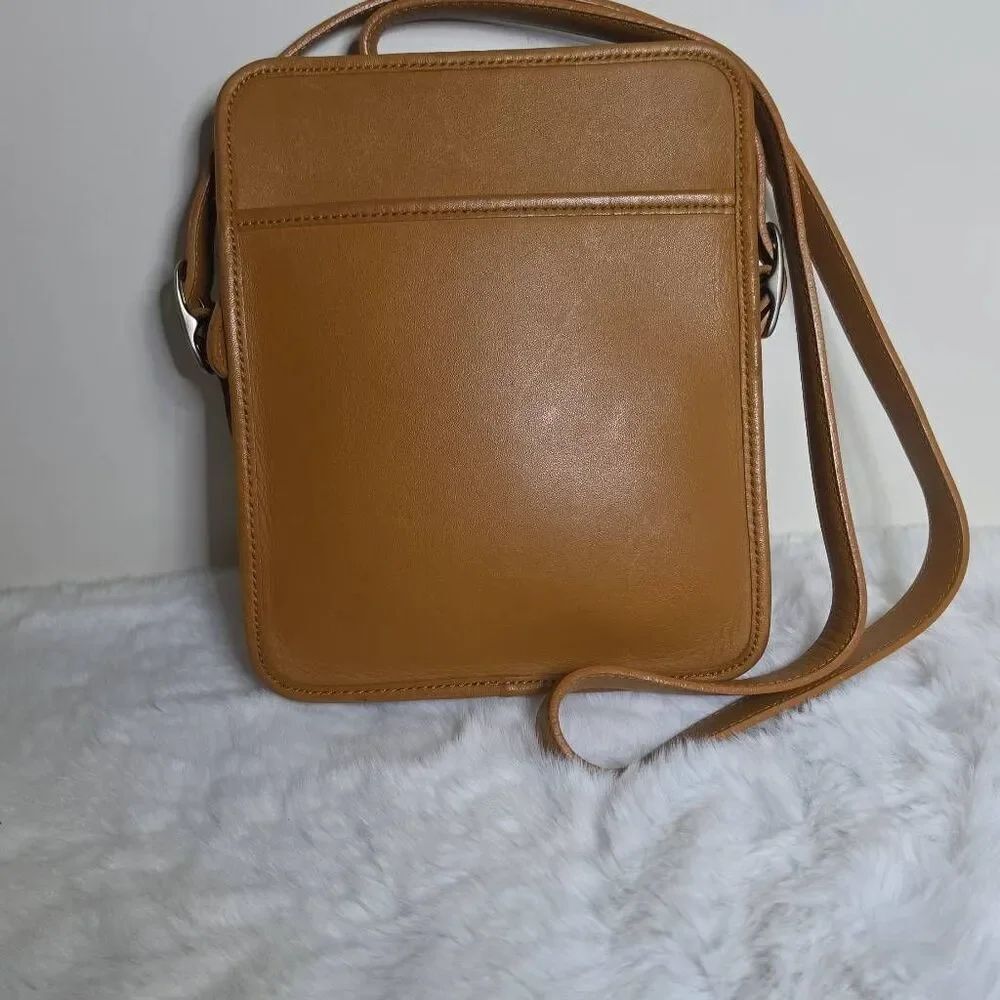 Vintage Coach Kit Camera Crossbody Handbag Y2K ERA